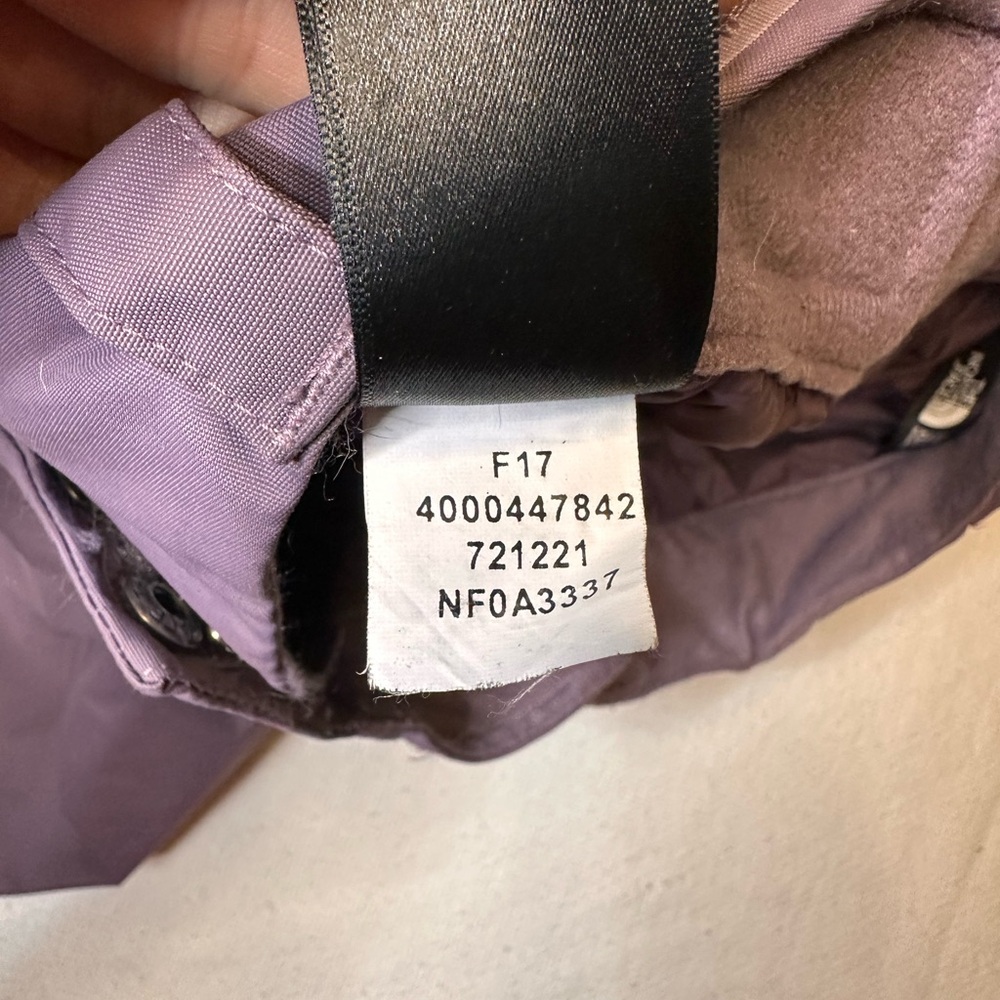 The North Face Women’s Freedom Insulated Ski/Snow pants - Picture 5 of 10